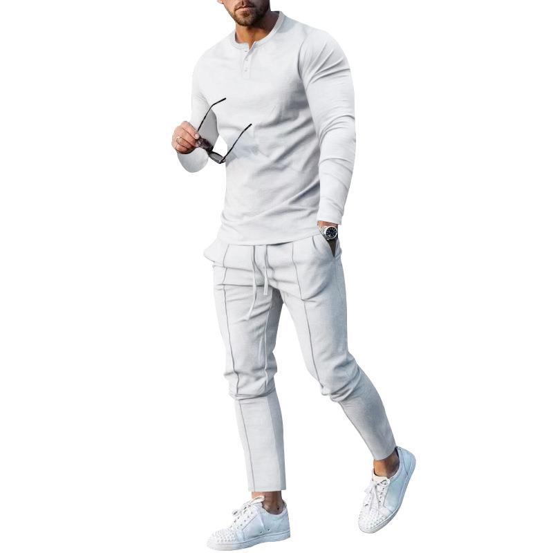 Men's sporty top and pants set with modern Henley neckline Skorter