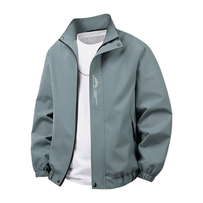 Men's Breathable Transitional Jacket with Adjustable Collar and Practical Pockets Skorter