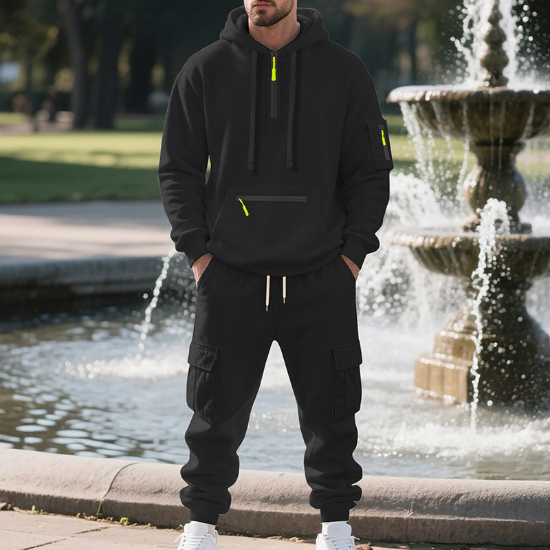 Men's sporty hoodie set with practical pockets and modern design Skorter