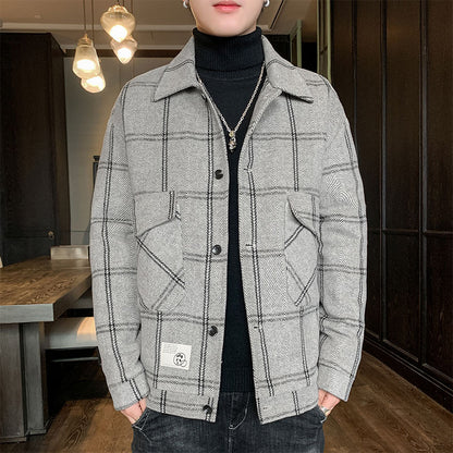 Men's stylish and lightly padded check jacket with practical flap pockets Skorter