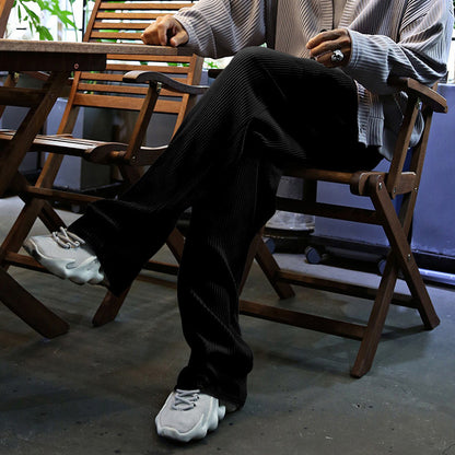 Men's sporty ribbed training pants with adjustable waistband and side pockets Skorter