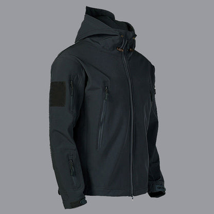 Men's technical softshell jacket with multifunctional pockets and adjustable hood system Skorter