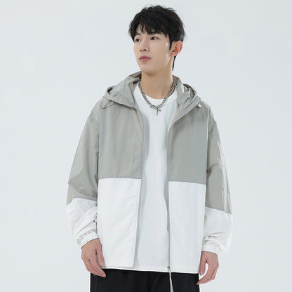 Sportig herrvindjacka med justerbar huva och reflexdetaljer Skorter