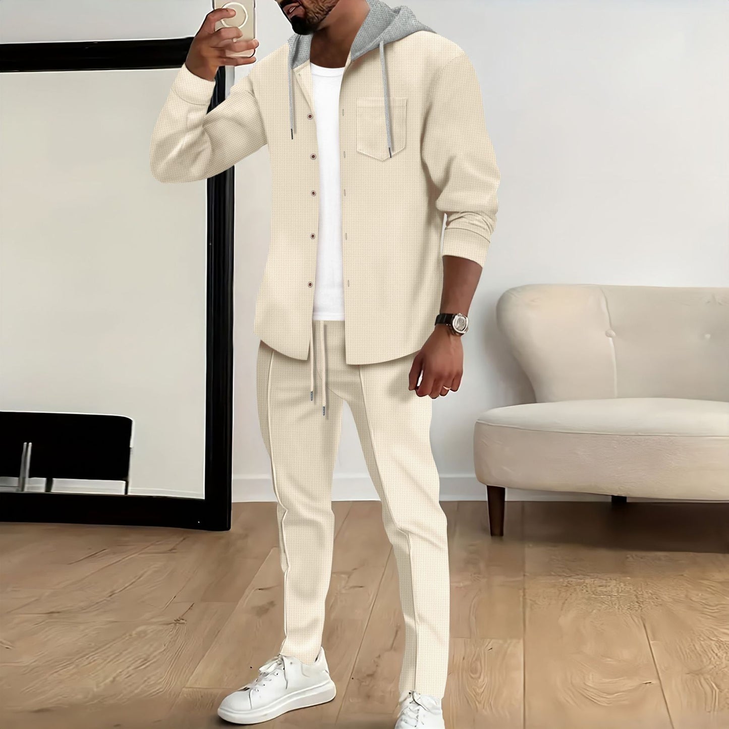 Men's stylish leisure set with hooded top and practical pockets Skorter