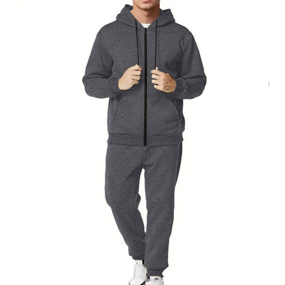 Men's sporty hoodie and jogger set with practical pockets and breathable materials Skorter