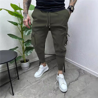 Men's stylish cargo joggers with practical pockets and elastic waistband Skorter