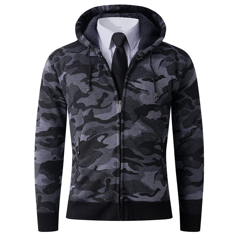 Men's stylish hoodie with lined hood and bold camouflage pattern Skorter