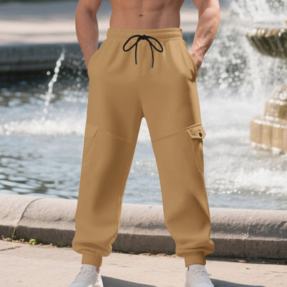 Men's cargo pants with elastic waistband and multiple pockets Skorter