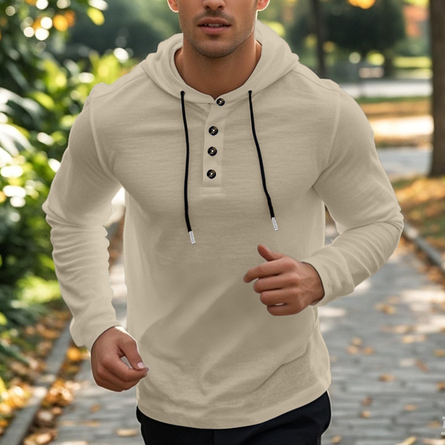 Men's hooded sweater with two-button closure and sporty cut Skorter
