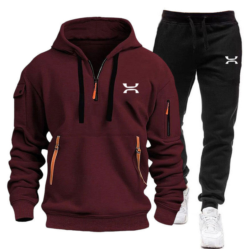 Men's sporty hoodie and tracksuit set with functional pockets and sporty cut Skorter