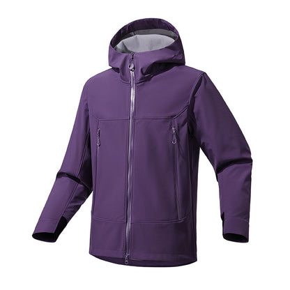 Men's technical outdoor jacket with waterproof material and adjustable hood Skorter