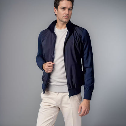 Men's sporty transitional jacket with modern stand-up collar and elastic cuffs Skorter