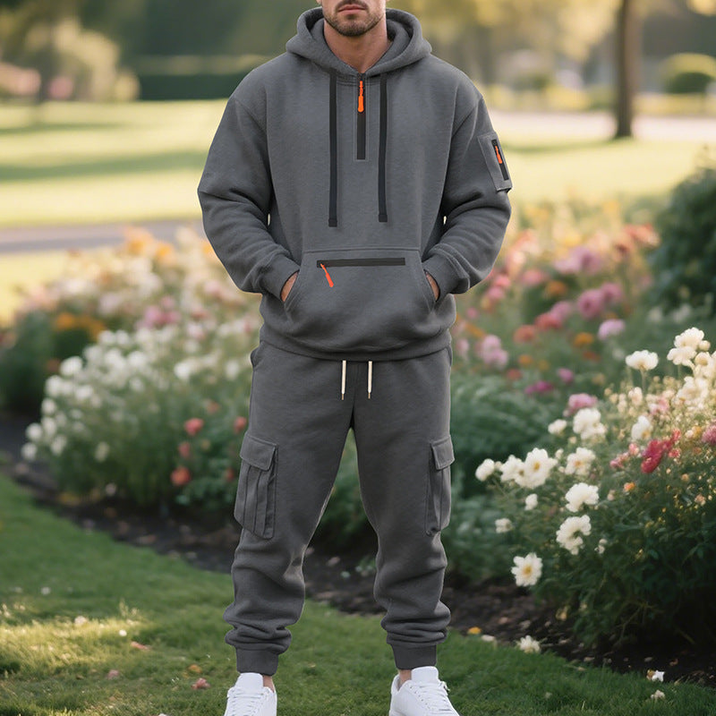 Men's sporty hoodie set with practical pockets and modern design Skorter