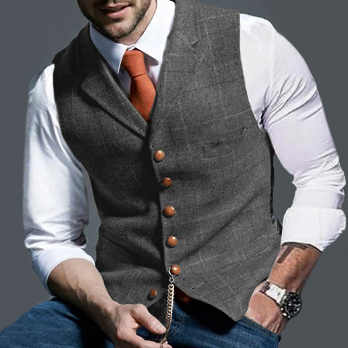 Men's vest made of high-quality linen fabric with individual wooden buttons Skorter