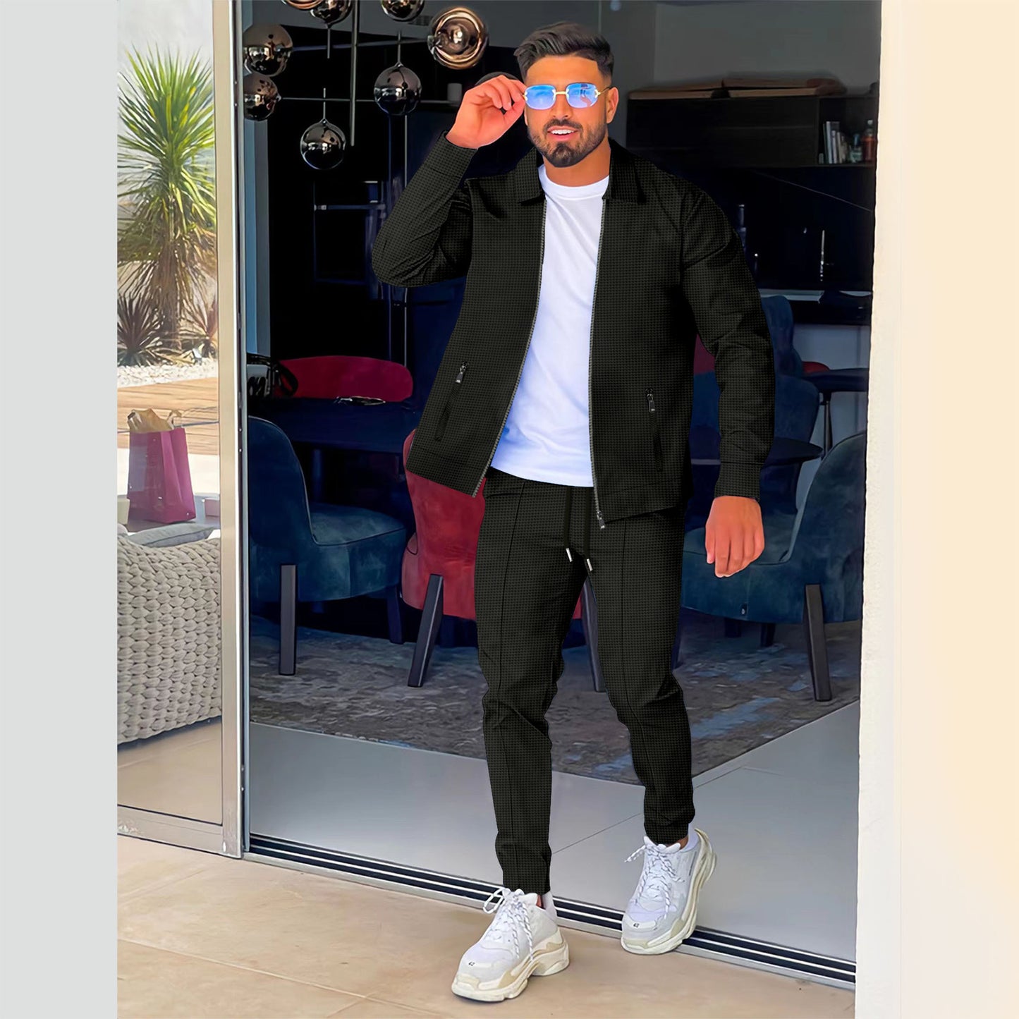 Men's Sporty Leisure Suit with Modern Cut and Breathable Features Skorter