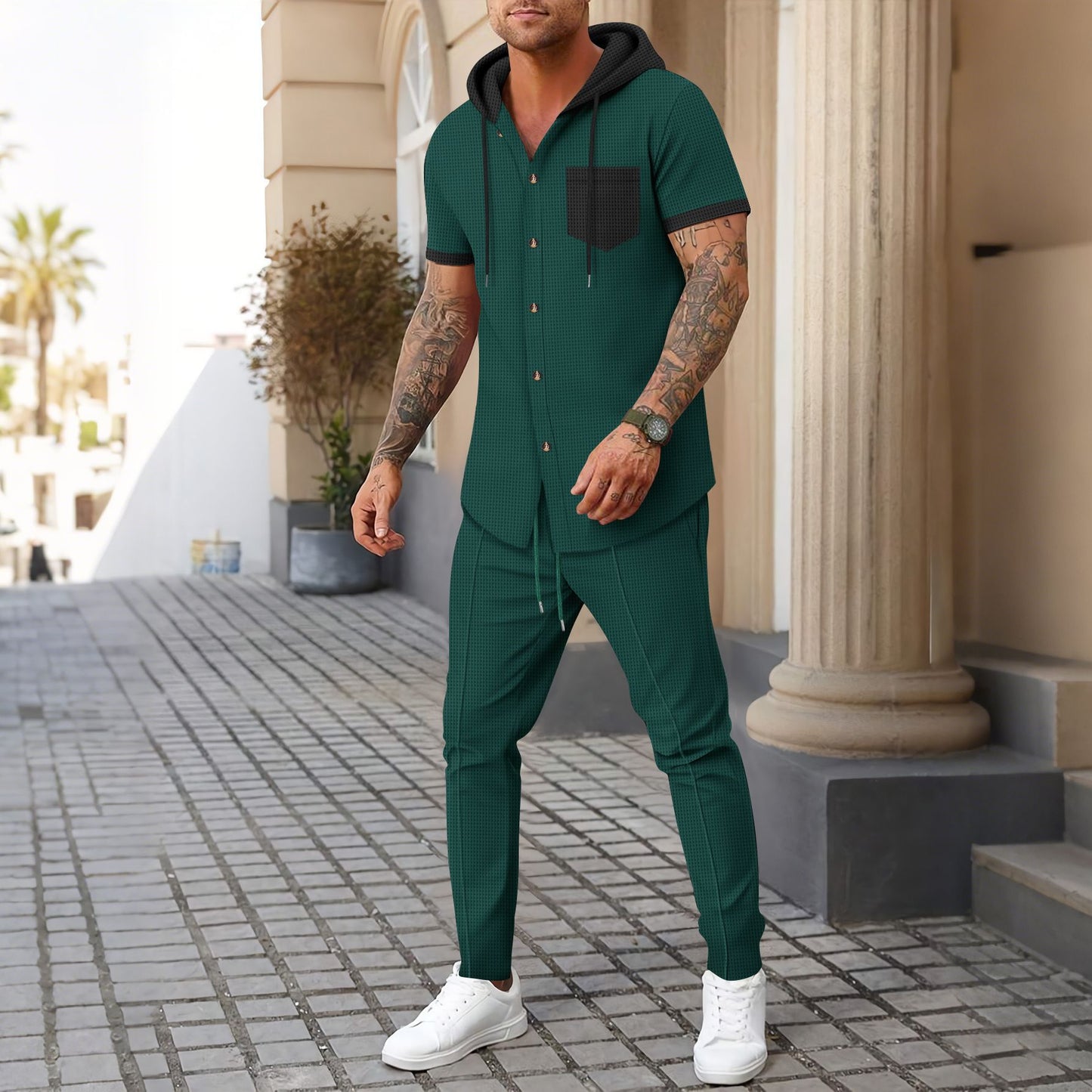 Herr sportig kortärmad outfit med huva Skorter