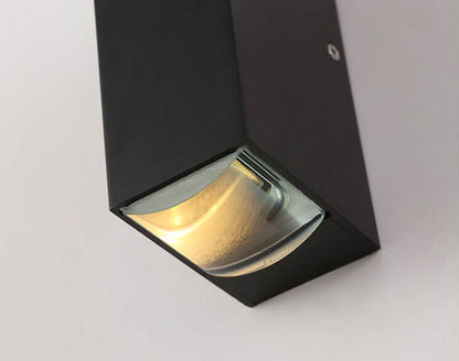 Skorter | Modern Waterproof LED Outdoor Wall Light – Rectangular Aluminium Fixture