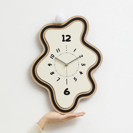 Skorter | Creative irregular wall decoration Silent Clock