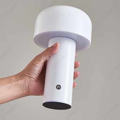 Skorter | Bellhop Table Lamp