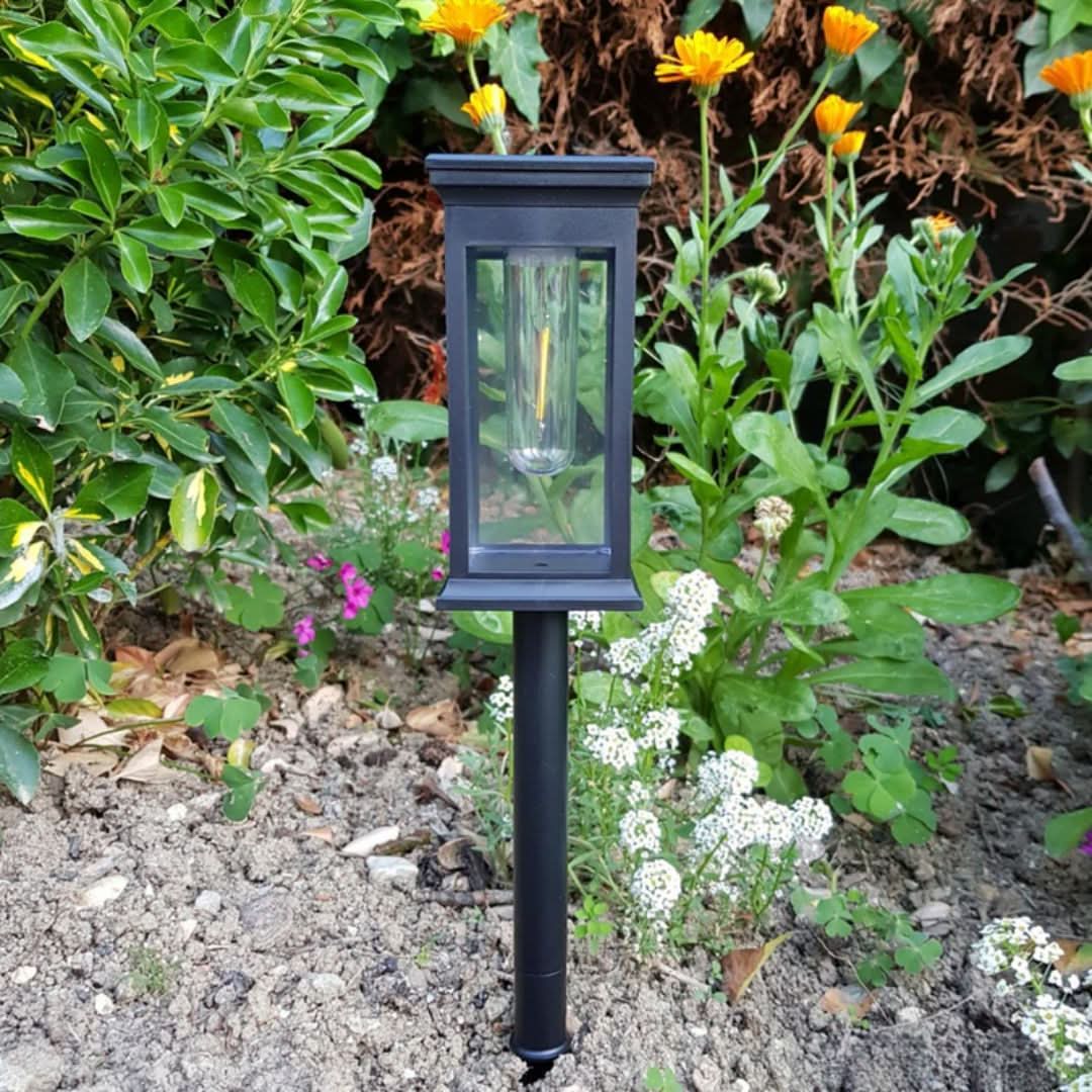 Skorter | Wireless Solar Garden Lantern – GlowPath