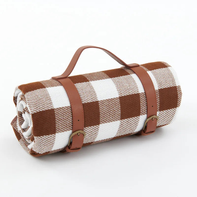 Skorter | Foldable Waterproof Plaid Picnic Blanket for Outdoor Adventures