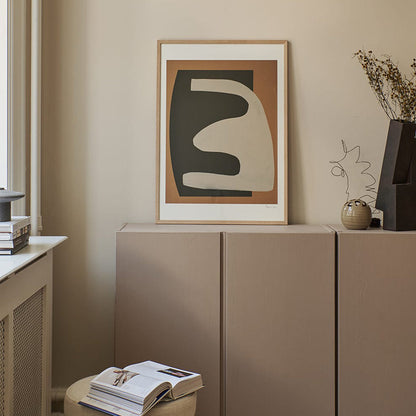 Skorter | Beige on black print