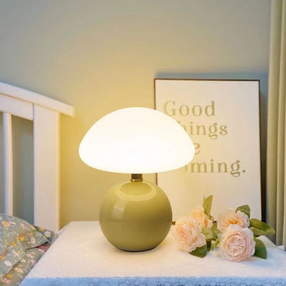 Skorter | Shaped Table Lamp – Elegant French Cream Lamp for a Cozy Bedroom