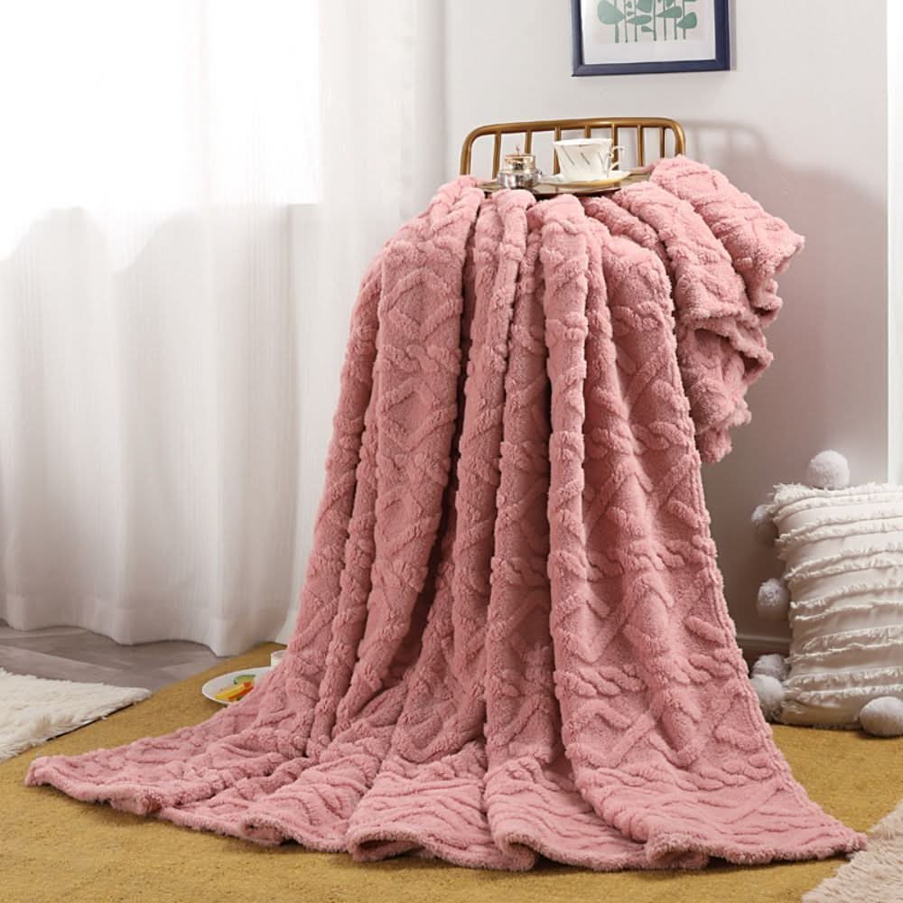 Skorter | DOLA - Cloud Soft Blanket