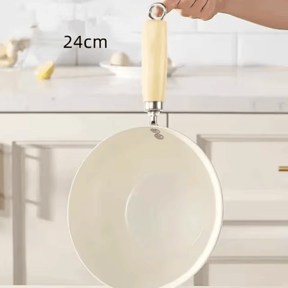 Skorter ceramic with lid for all heat sources