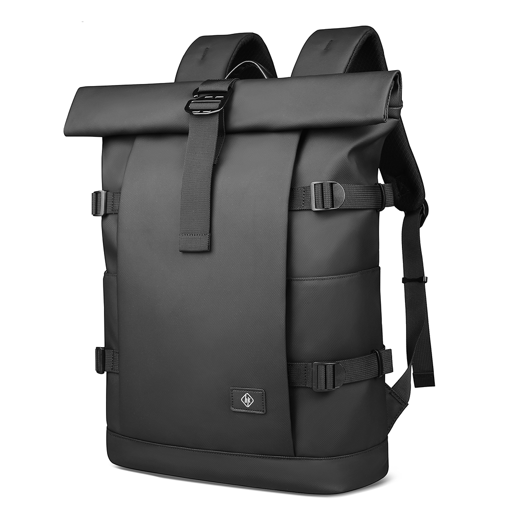 Skorter | Expandable outdoor backpack with laptop compartment, rolltop & theft protection