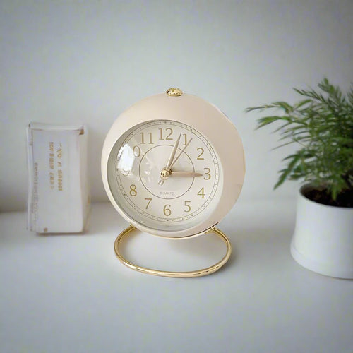 Skorter | Retro Vintage Style Gold Accent Alarm Clock