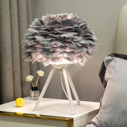 Skorter | Romantic Feather Table Lamp Modern Nightstand Lamp Living Room Café Decoration Wedding Christmas Gift Ostrich Feather Light