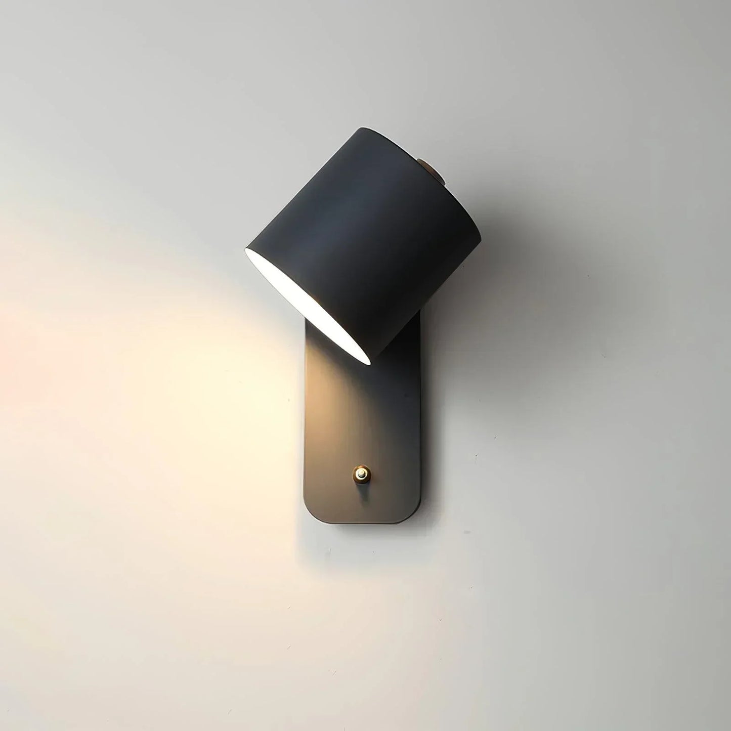 Skorter | Lunara | Cylindrical Wall Lamp with Plug-In Cord