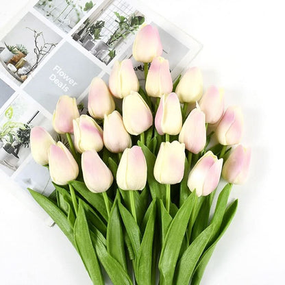 Skorter | Artificial Tulip Bouquet with Realistic Lifelike Flowers