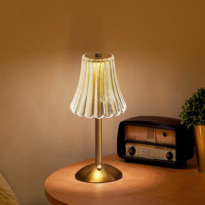 Skorter | – Gold crystal table lamp