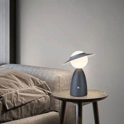 Skorter | Battery Table Lamp Man with Hat