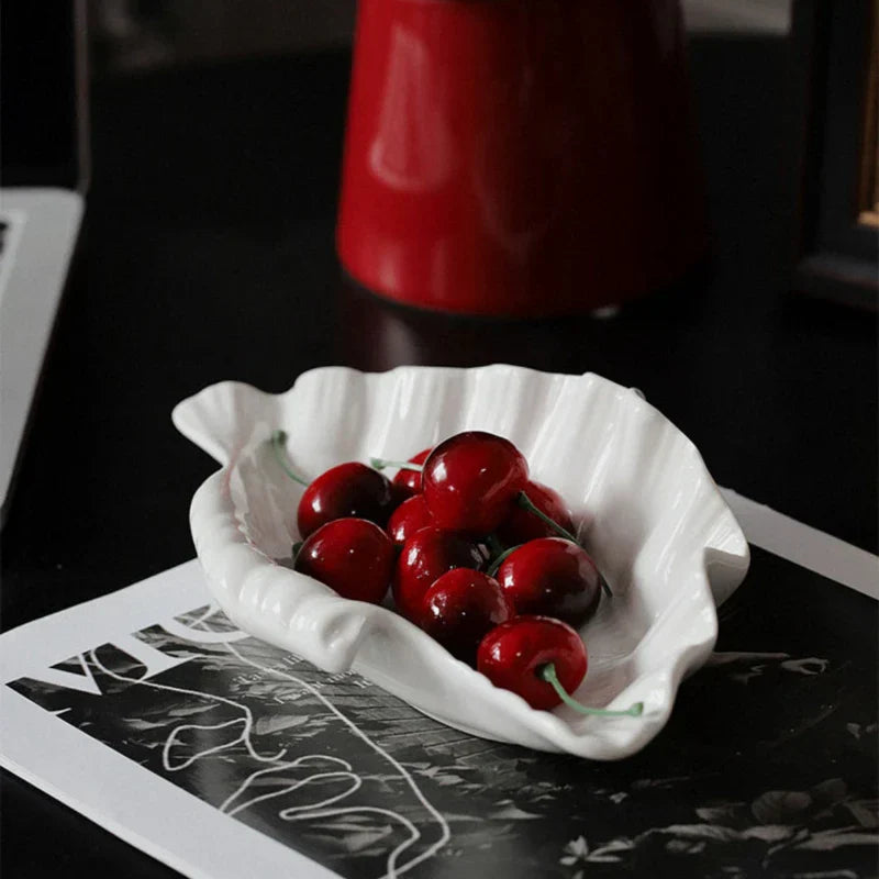 Skorter | Cream Ceramic Shell Plate