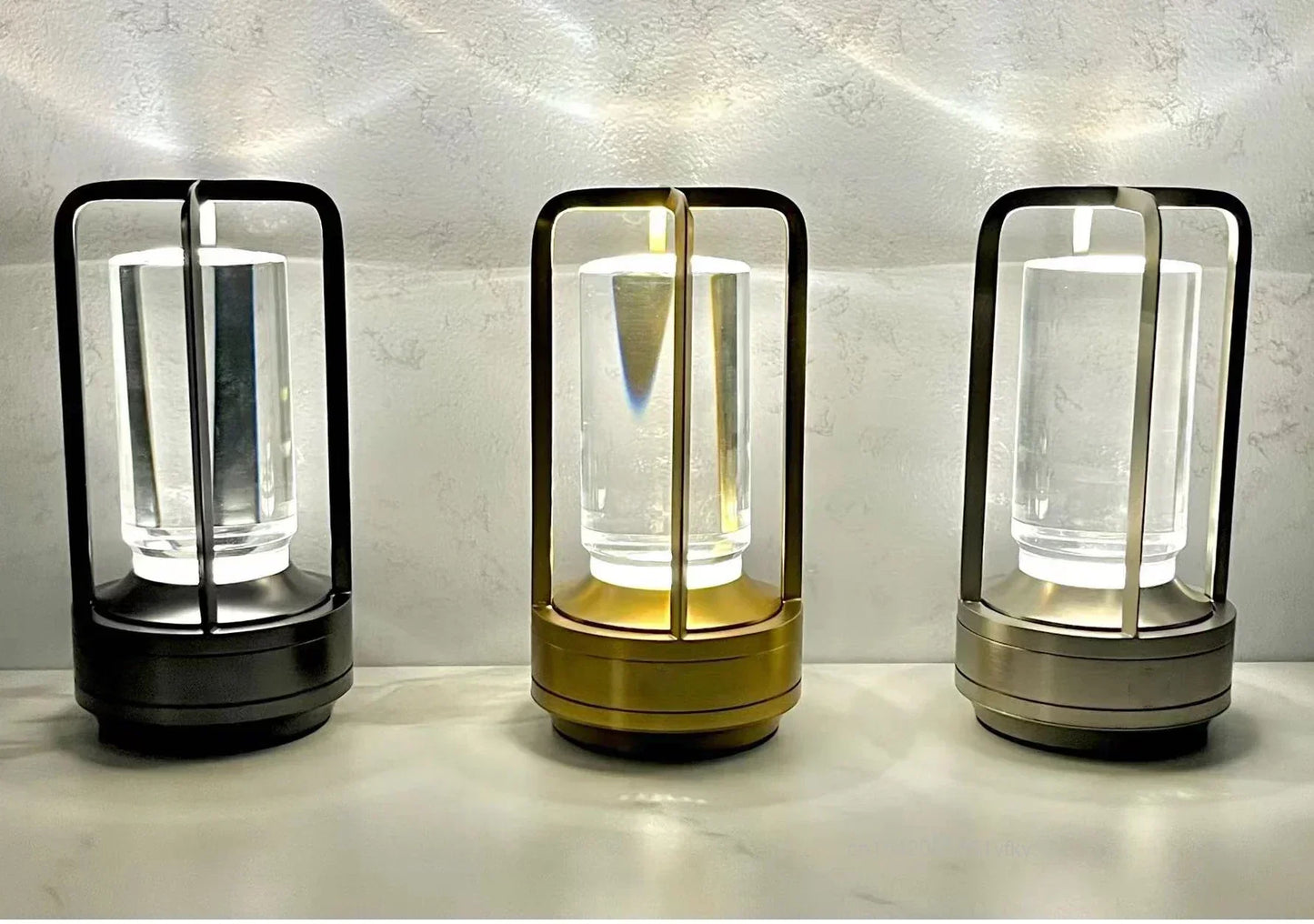 Skorter | – Portable Wireless LED Lantern with Charging Station