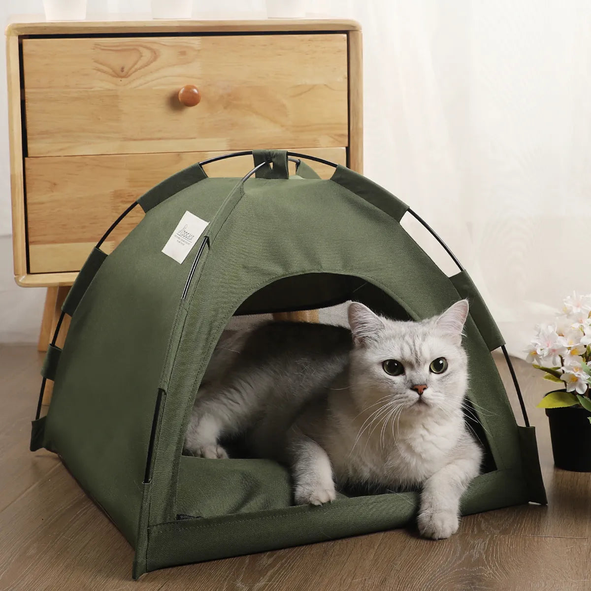 Skorter | Calming Cat Camper Bed