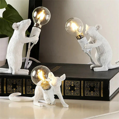 Skorter | Nordic Mouse LED Night Light – Playful Resin Table Lamp for Bedroom and Home Decor