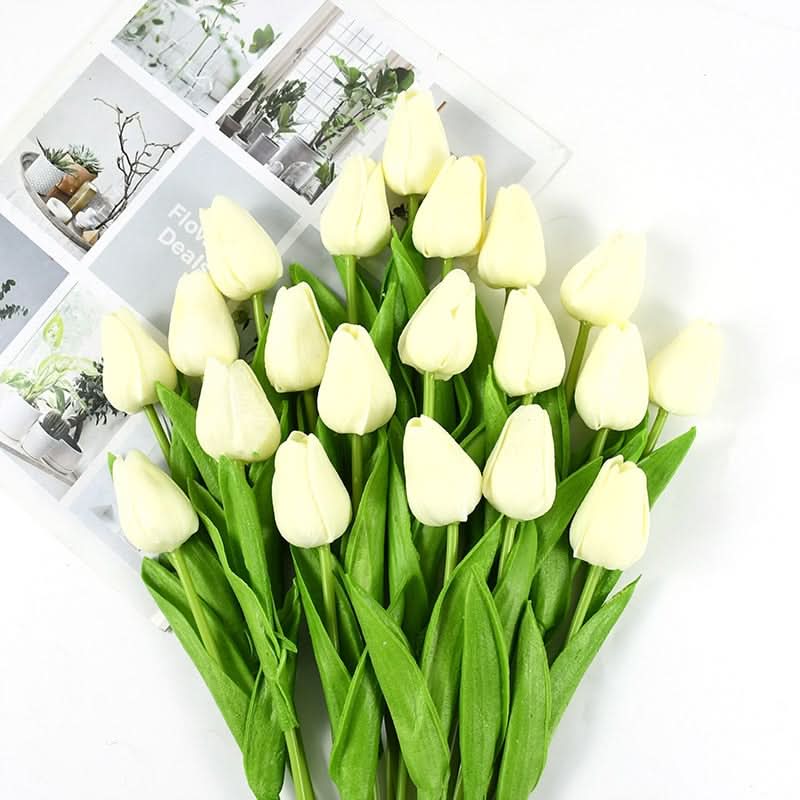Skorter | Artificial Tulip Bouquet with Realistic Lifelike Flowers