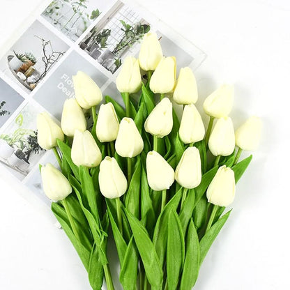 Skorter | Artificial Tulip Bouquet with Realistic Lifelike Flowers