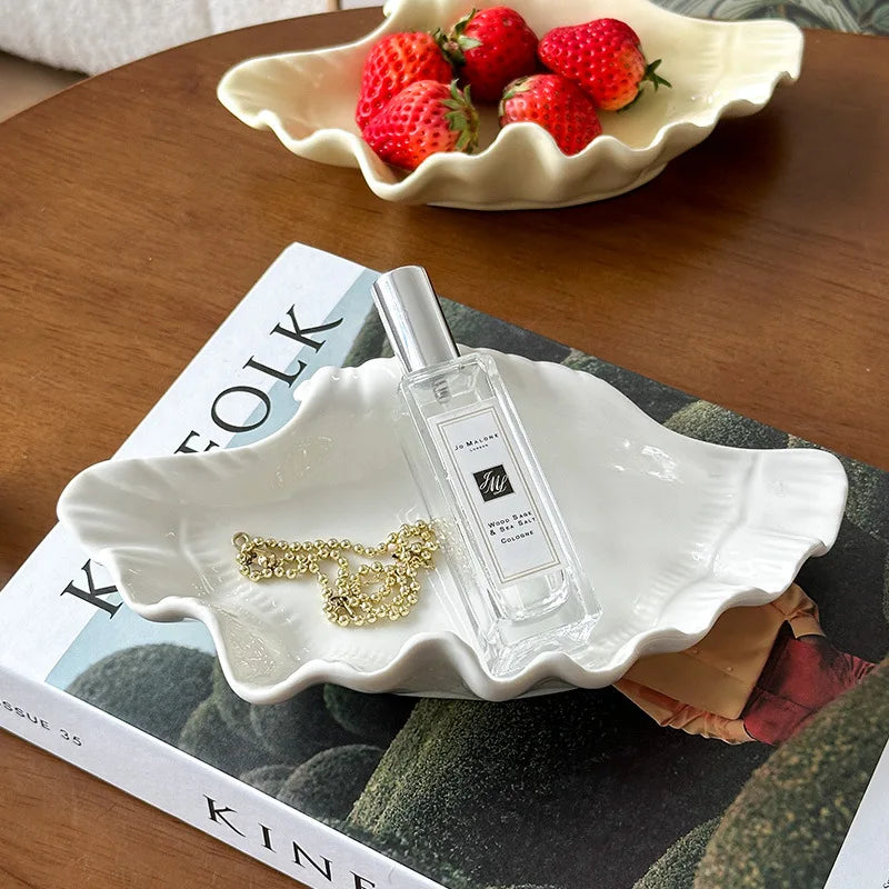 Skorter | Cream Ceramic Shell Plate