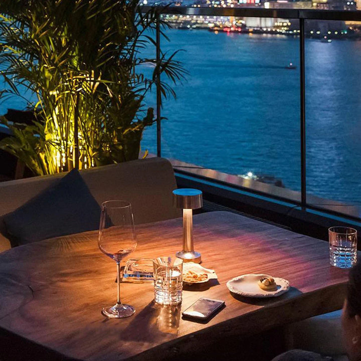 Skorter | Elegant LED table lamp