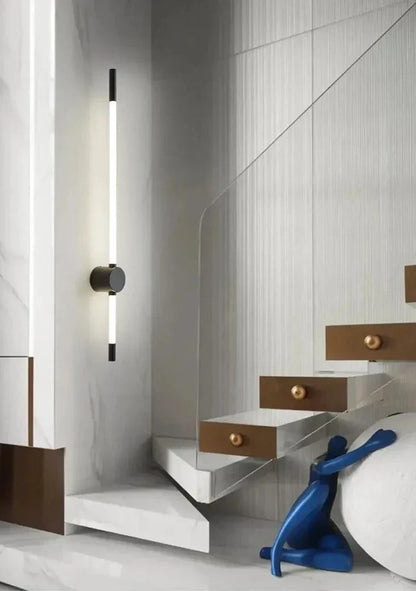 Skorter | AstraBeam – Vertical LED Wall Lamp for Modern Interiors