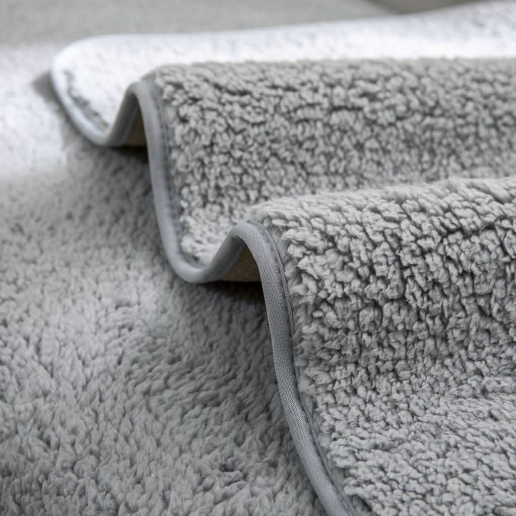 Skorter | CozyShield - Elegant and protective stretch sofa cover