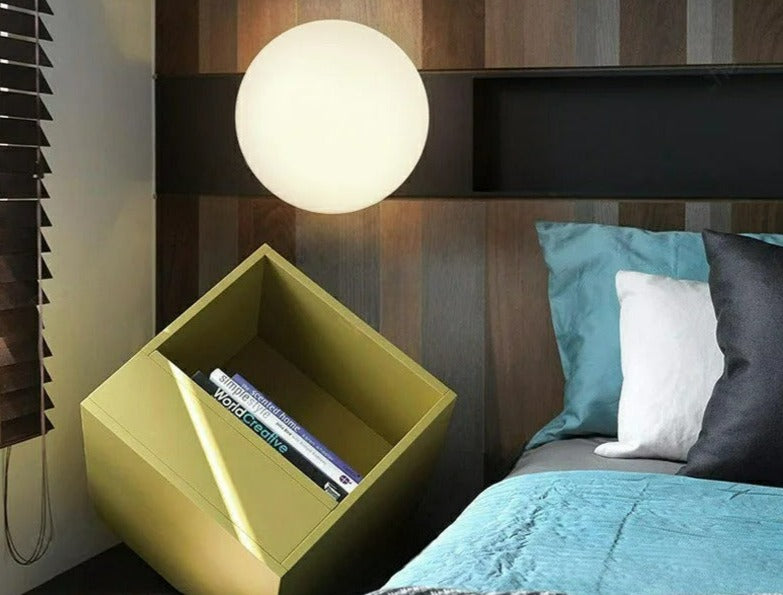 Skorter | GlaciaLuxe – Minimalist Wall Lamp with Glass Stone Design