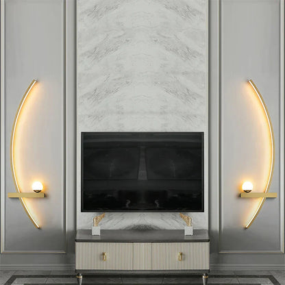 Skorter | Contemporary Edge Wall Lamp – Black & Gold Indoor/Outdoor Lighting for Modern Spaces