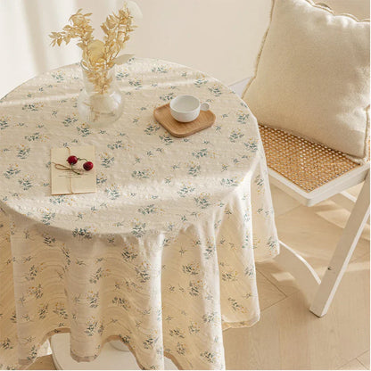 Skorter | Floral tablecloth