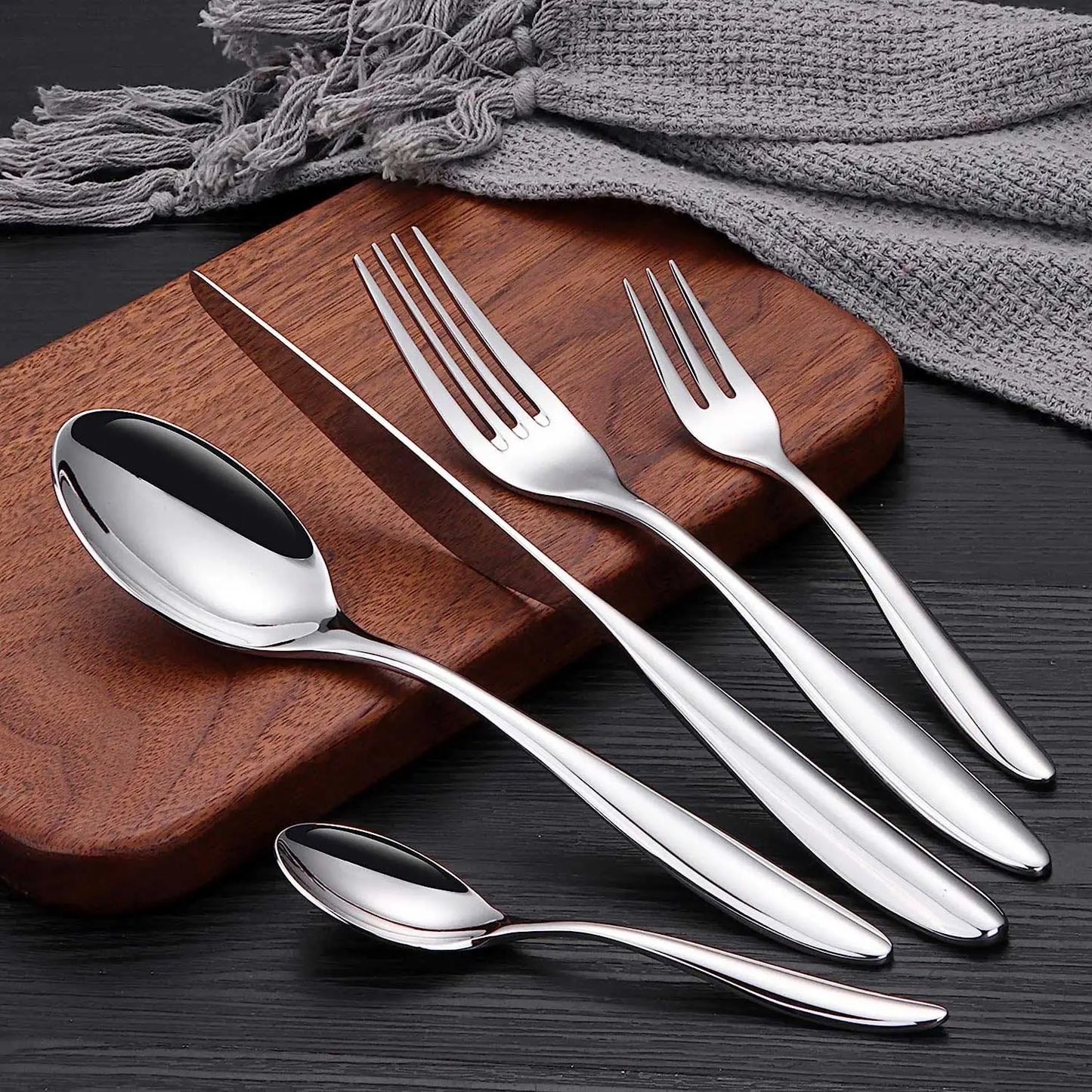 Skorter | Caliber Flatware Set
